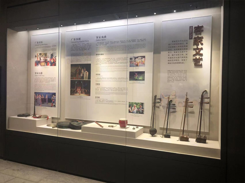 中国客家博物馆展示柜设计定制
